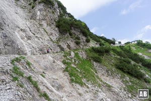 ...und queren hinüber zum gleichnamigen Berghaus