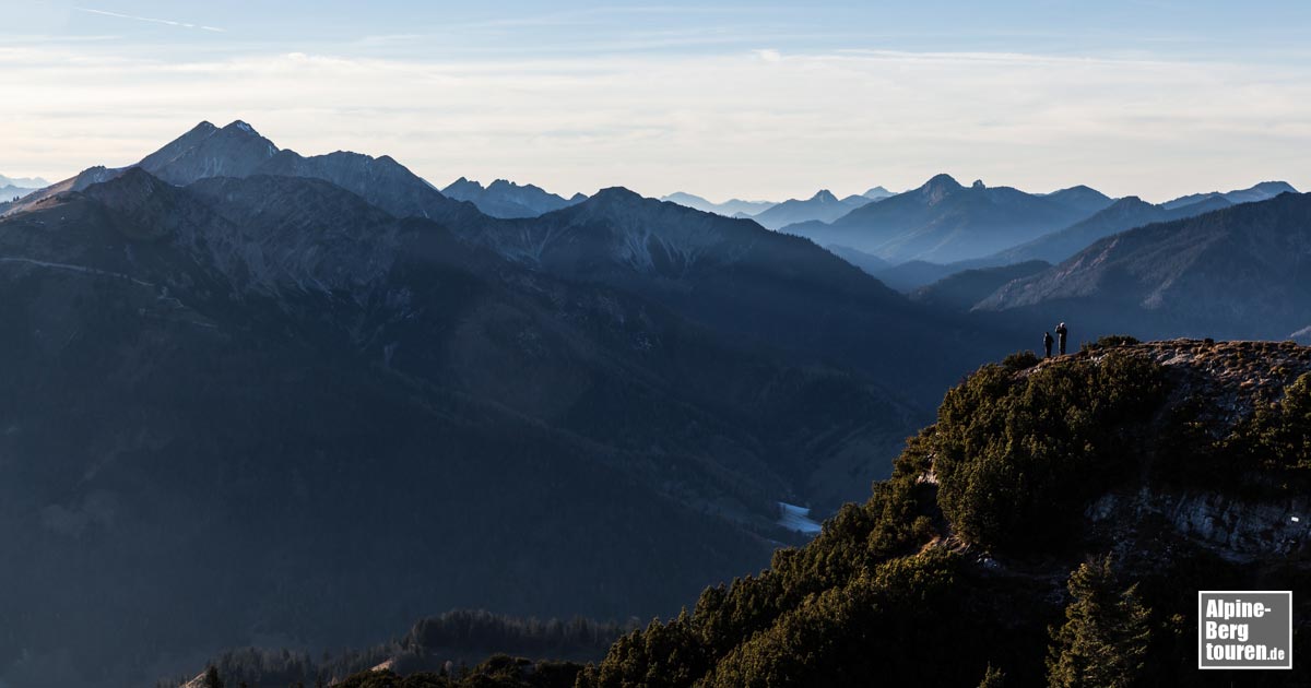 Aussicht vom Trainsjoch auf die Bayerischen Alpen