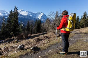 Unterwegs in der Traverse auf der Südseite zur Eckenhütte.